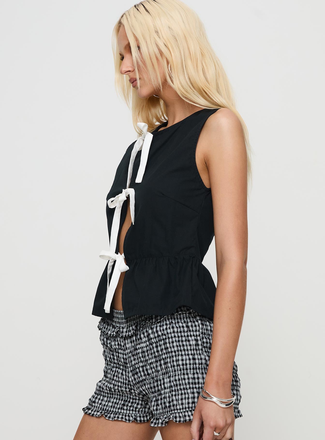Ryoti Top Black Cheap Sale Purchase