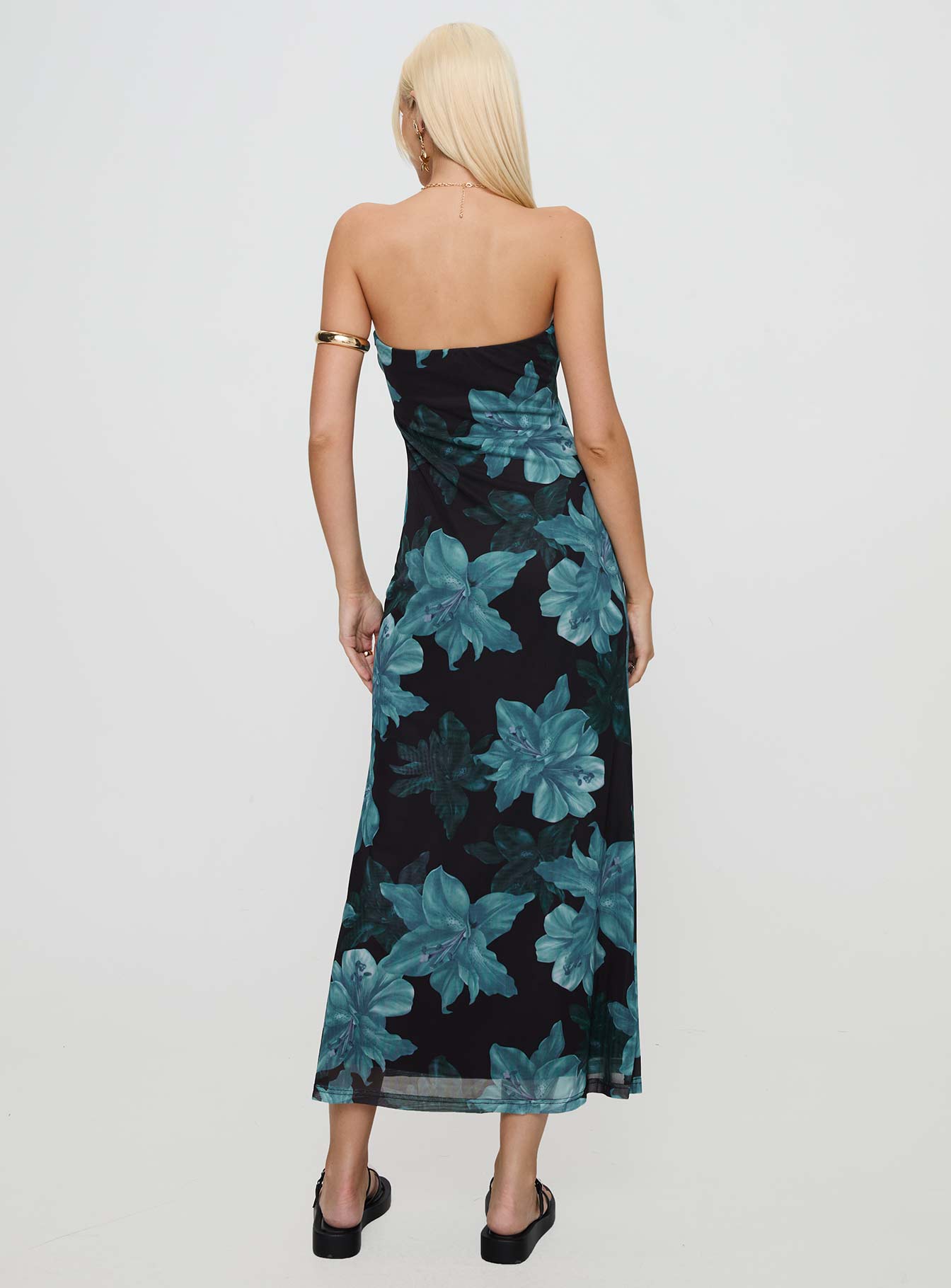 Celik Maxi Dress Black / Blue Floral Buy Cheap Big Sale