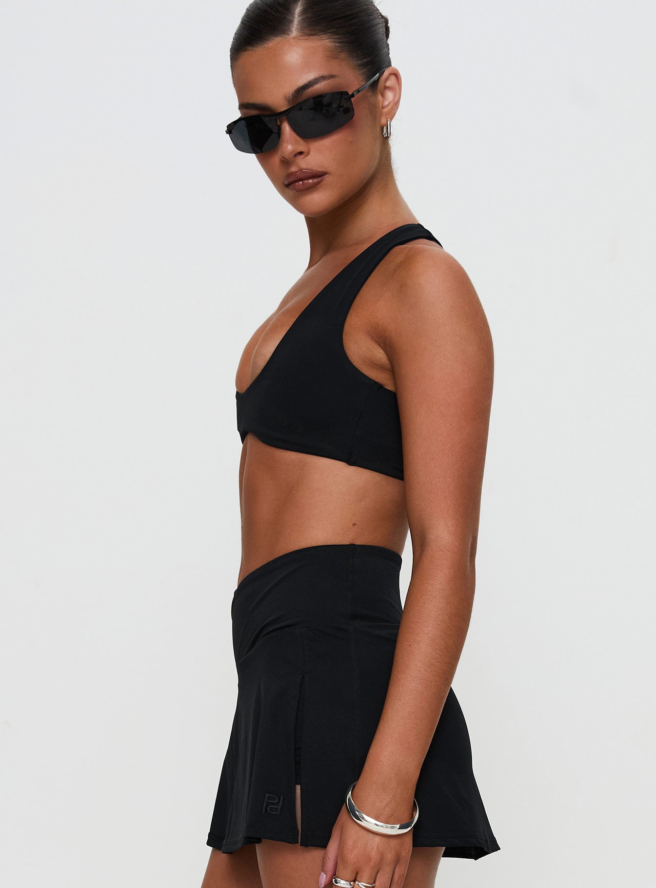 Pulse Active Halter Crop Black Cheap Sale Footlocker Pictures