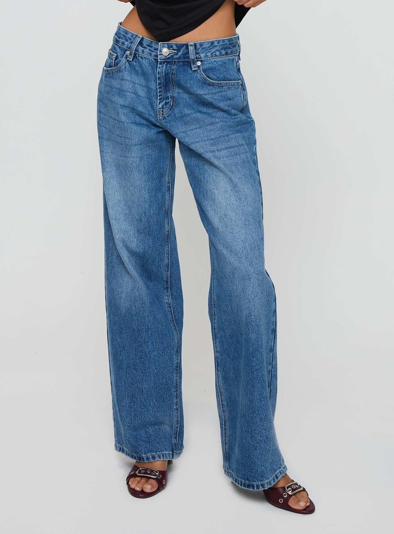 Serenitia Mid Rise Relaxed Jeans Mid Blue Wash Discount Sale Online