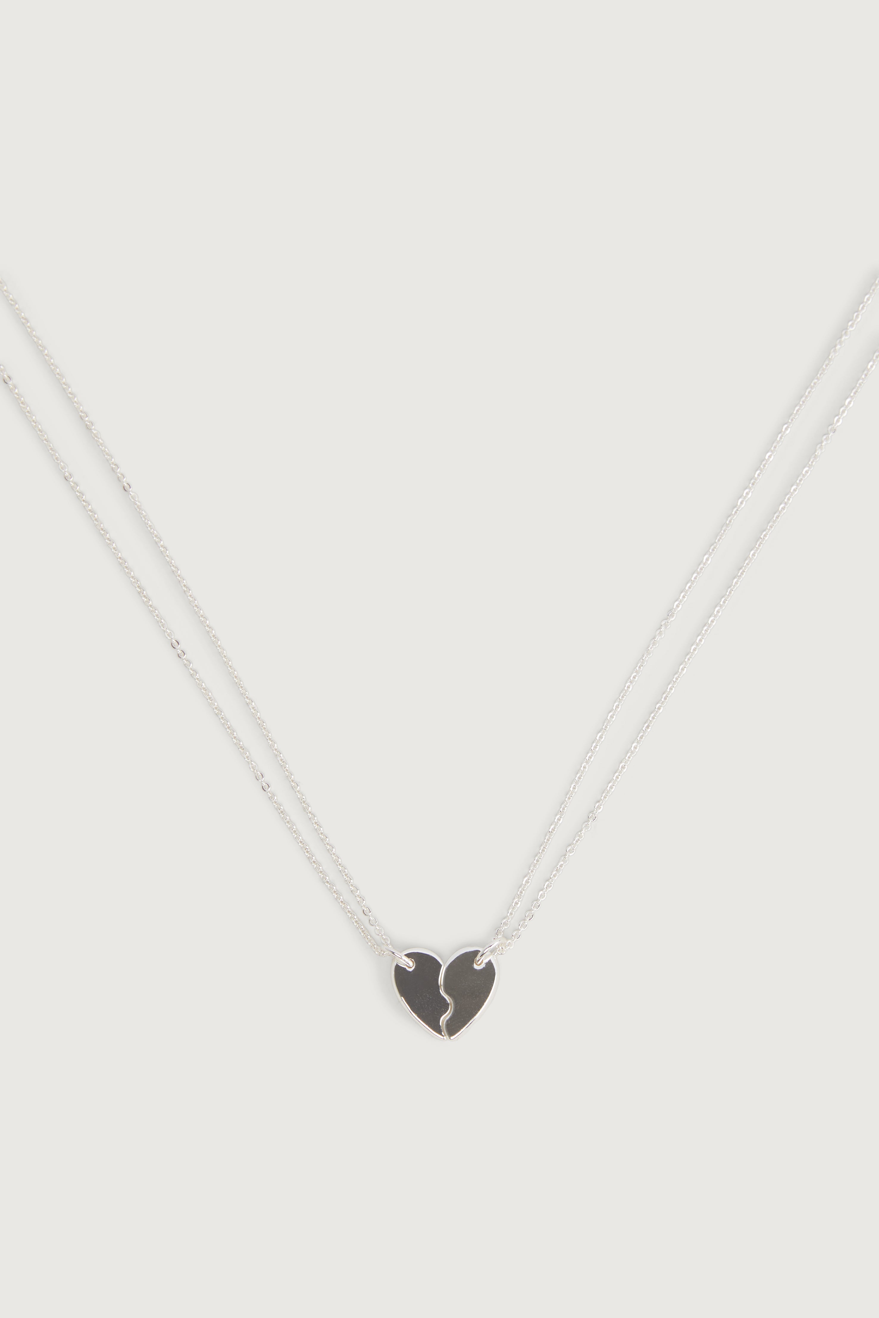 HALF HEART NECKLACE SET Cheap Cost