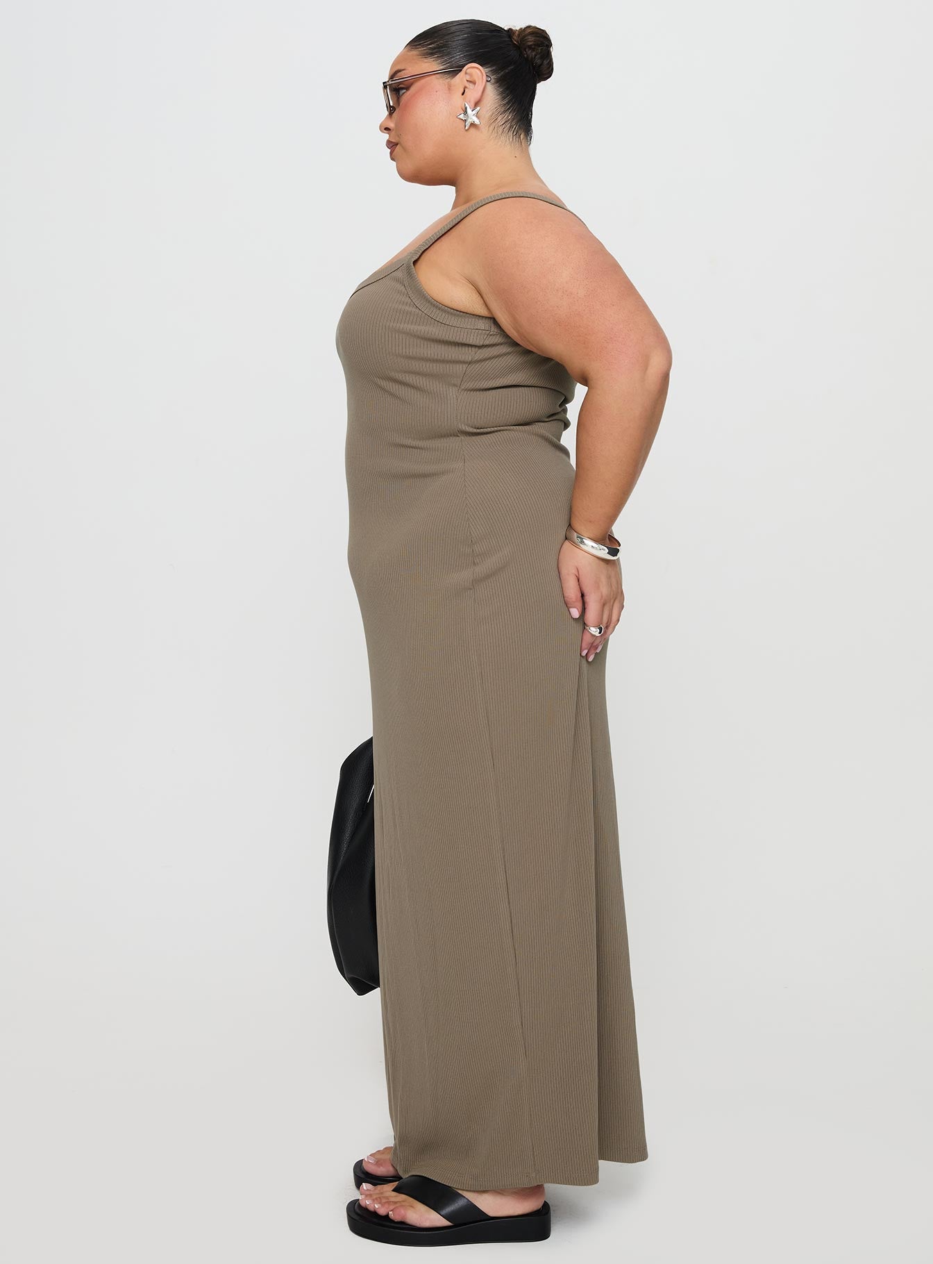 Montwood Maxi Dress Sage Curve With Mastercard For Sale