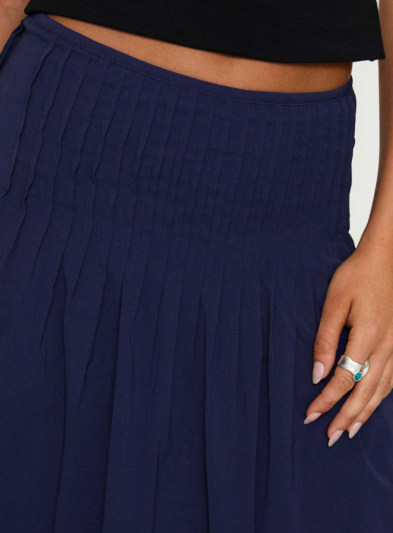 Elaila Pleat Midi Skirt Navy Clearance Amazing Pice