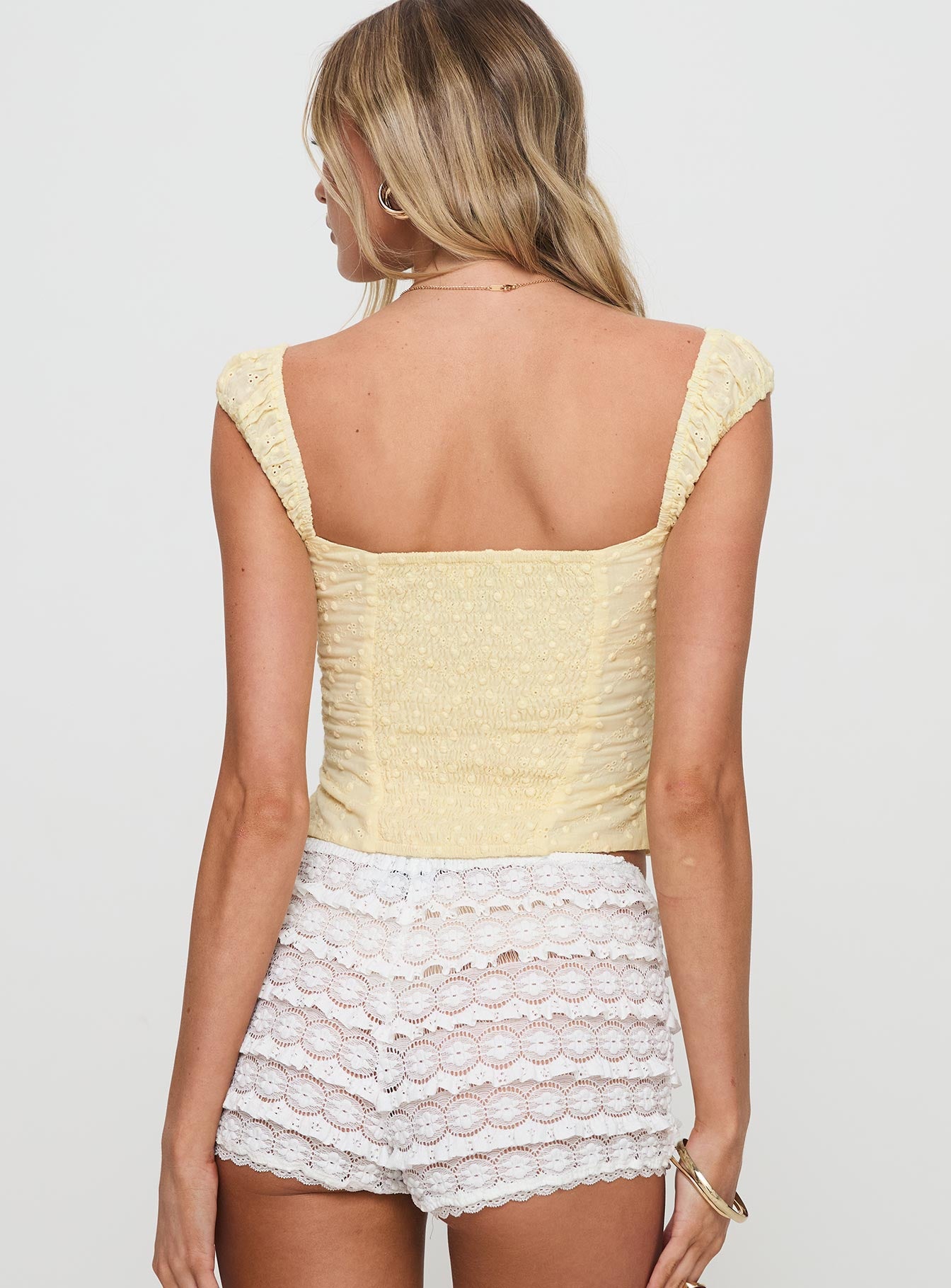 Lyncher Top Yellow How Much Cheap Online