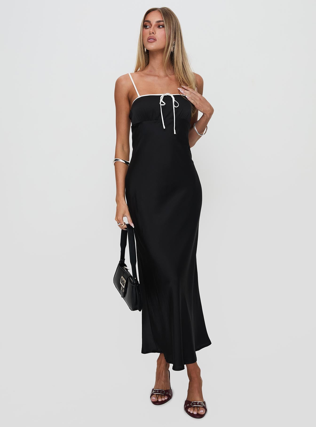 Vasiliki Maxi Dress Black / White Recommend Cheap Online