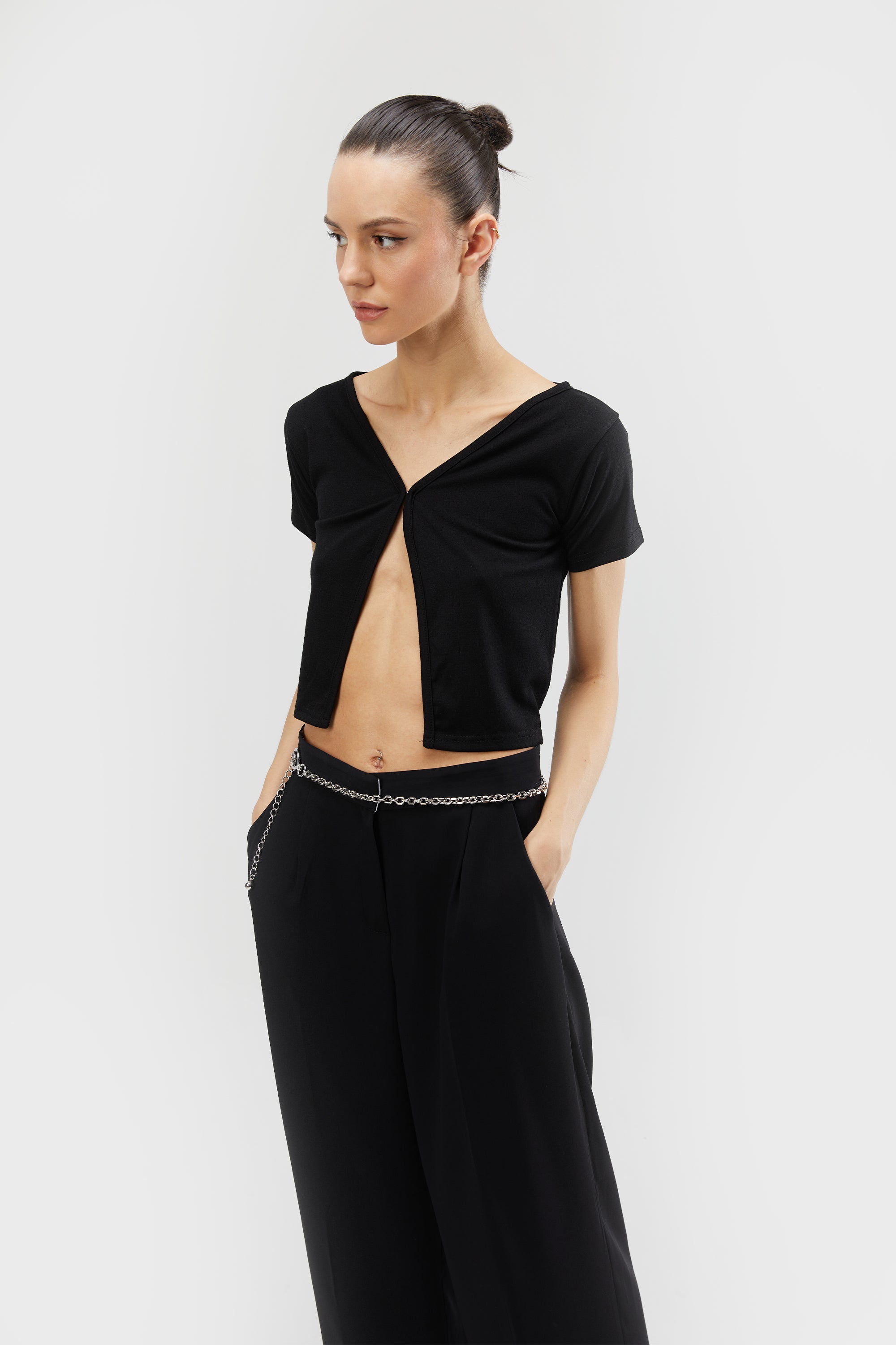 HOOK CLOSURE CROPPED TEE Purchase Sale Online