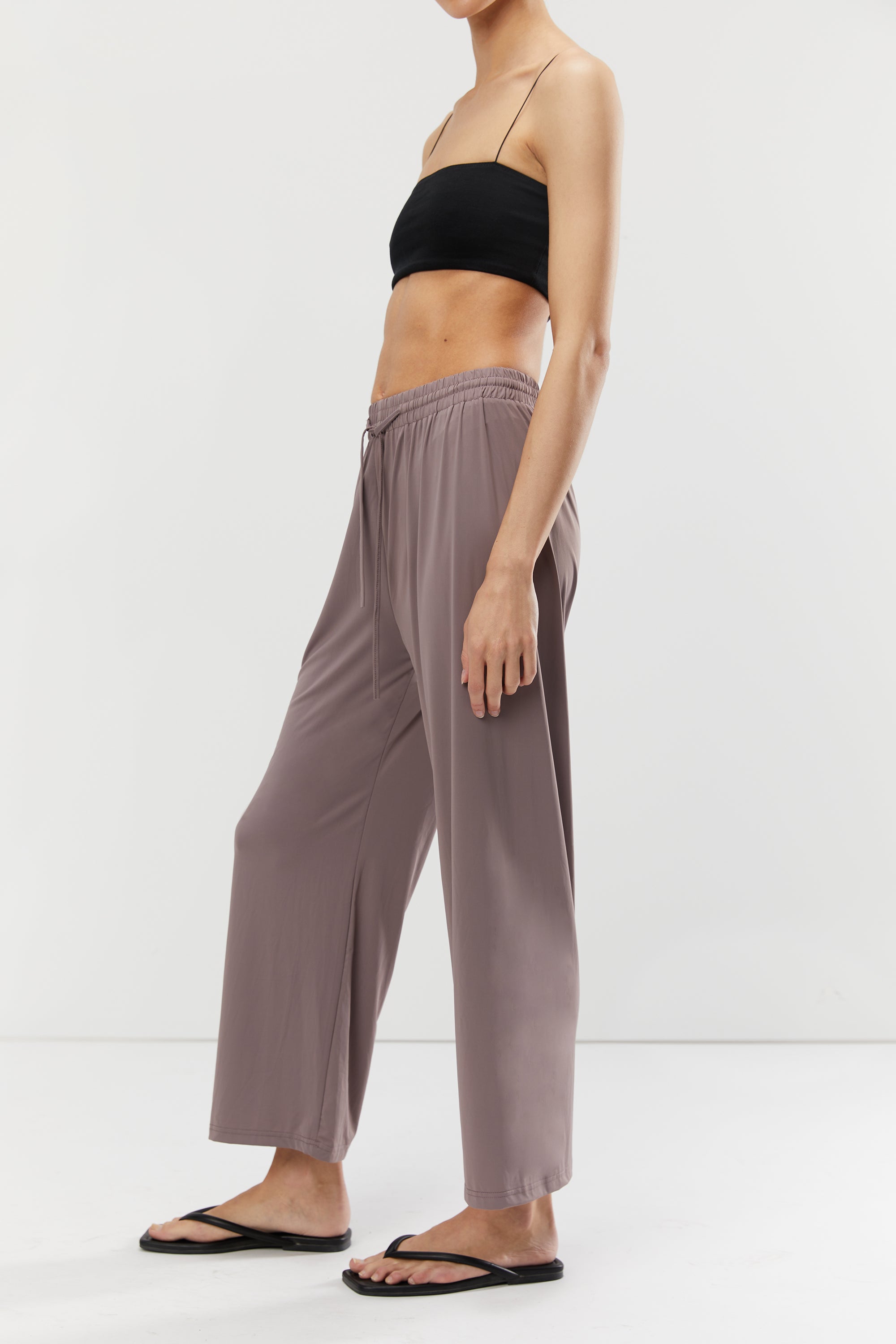 NYLON WIDE LEG PANT Outlet Exclusive