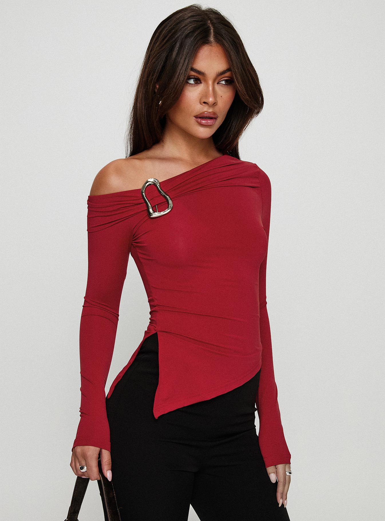 Donalla Off The Shoulder Hardware Detail Top Red Outlet Best Seller